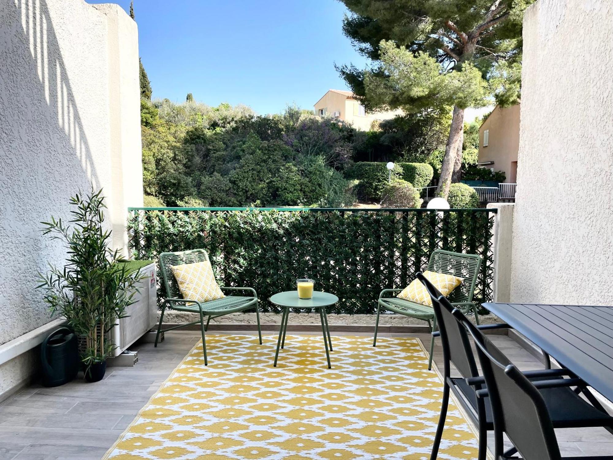 Studio 110 Grande Terrasse Proche Mer باندول المظهر الخارجي الصورة